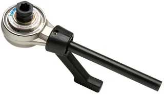 UNIOR MULTIPLIKATOR MOMENTA